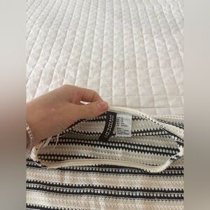 Chic Striped Duvet Cover - Black and Cream